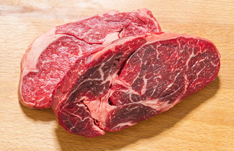 at what temperature does beef connective tissue breakdown